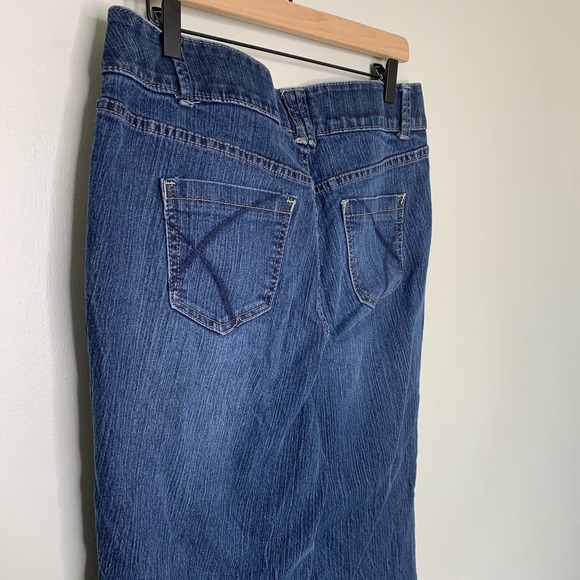 Lane Bryant Mid Rise Boot Cut Jeans 14 - Picture 7 of 8